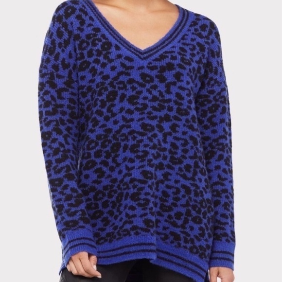 John + Jenn Leopard Print V Neck Sweater - Picture 8 of 13